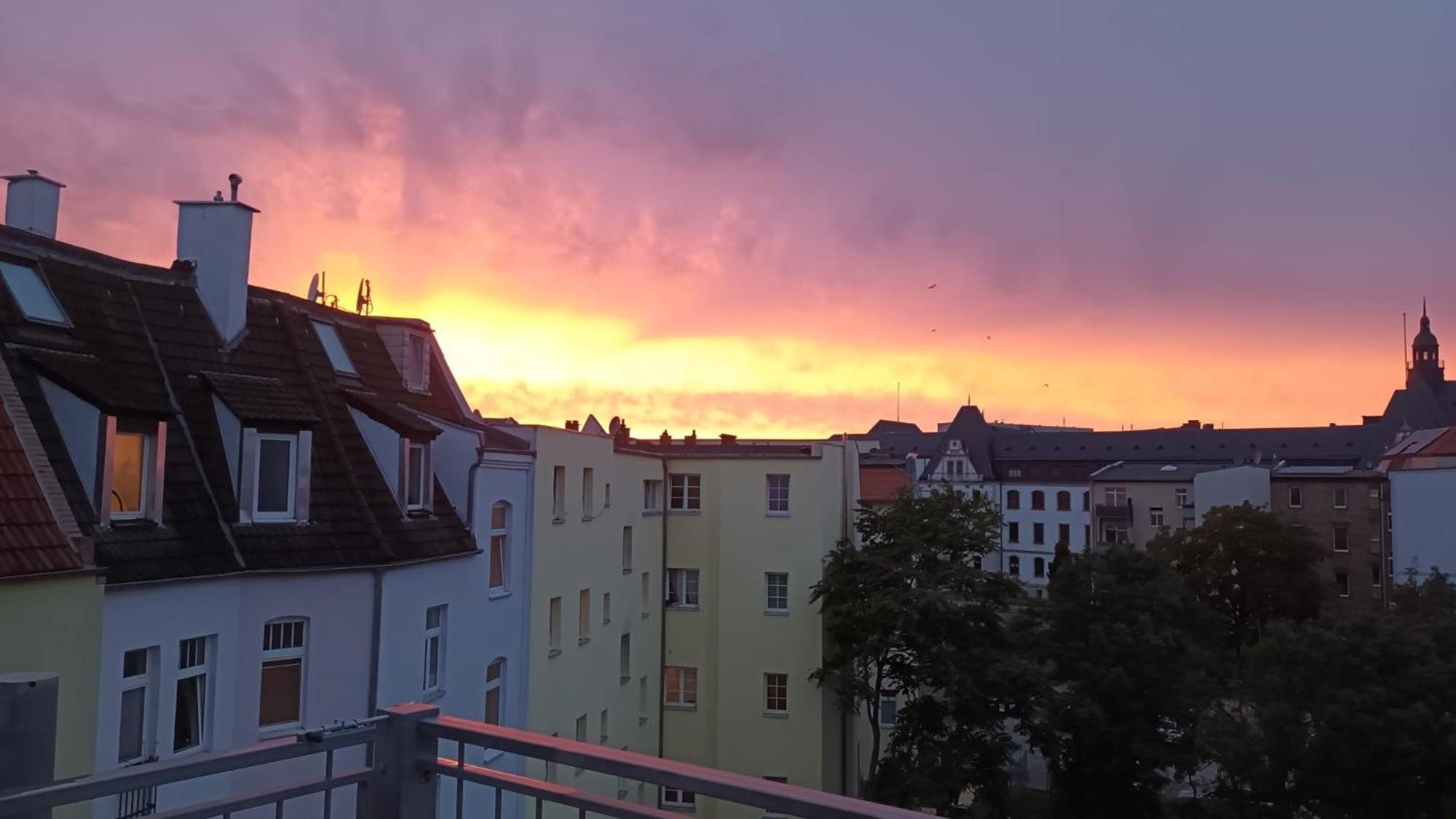 Ueber Den Daechern Von Halle Halle  Bagian luar foto
